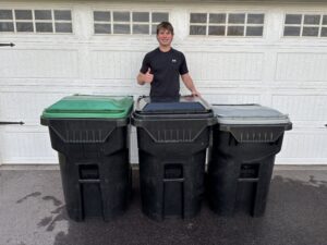 Bin cleaning service for garbage, recycling, and yard waste bins in Otsego and Rogers, MN